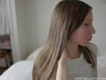 pureangeldolores webcam model stream image