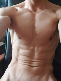 Autentico8 webcam model stream image