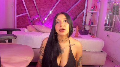 LeiaWong_ webcam cam4 model stream image