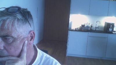 cali195802 webcam model stream image