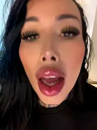 belllbonniie webcam model stream image