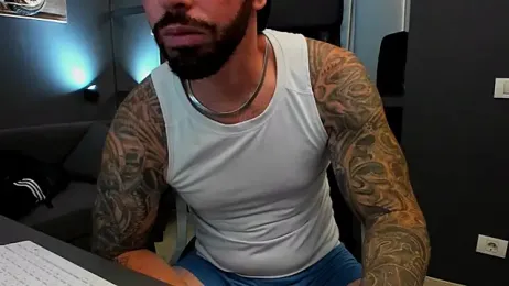 AronGrant webcam model stream image