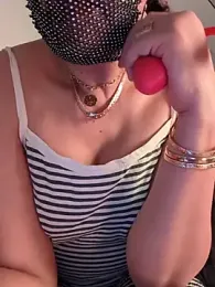 Lina_lolo webcam model stream image