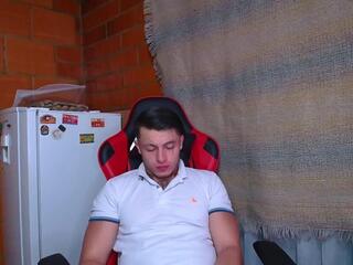 Davis Brave webcam model stream image