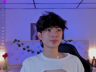 Elliot Soleil webcam model stream image