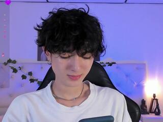 Elliot Soleil webcam flirt4free model stream image
