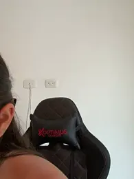 Laureen___ webcam model stream image