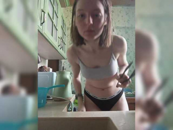 Sweet-Foxy webcam model stream image