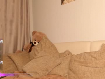 your__voice webcam model stream image