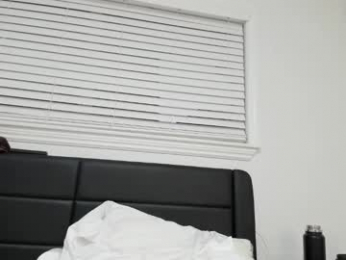 leo_wildd webcam model stream image