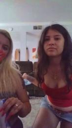 Hollymarz webcam model stream image