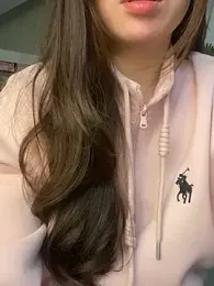 Ruby_bear webcam model stream image