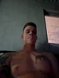 Mikifejj webcam model stream image