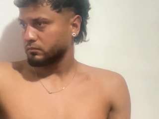 aleegtierrez261198 webcam model stream image