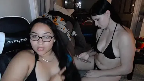 Elliewgfs webcam model stream image
