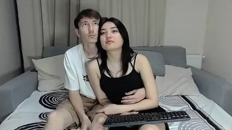 KyleAndJulia webcam model stream image