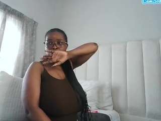 bustygoddess32 webcam model stream image