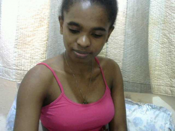 princessAria webcam bongacams model stream image
