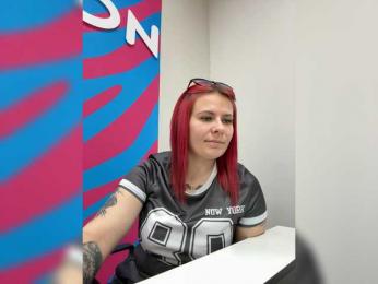 IriSka777 webcam bongacams model stream image