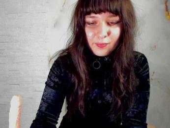 Quietdaisy webcam model stream image