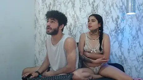 Moon_and_aaron webcam model stream image