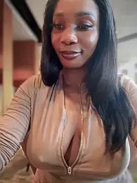 __Nessa__ webcam model stream image