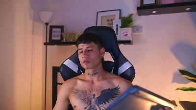 james_connelly_ webcam cam4 model stream image