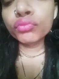 SweetTsAngel webcam model stream image