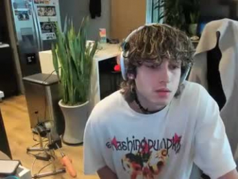 bashful4200 webcam model stream image