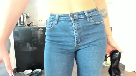 GoodGirll2133 webcam model stream image