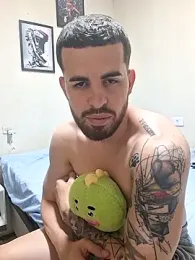 leoxxxgato webcam model stream image