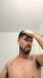 Yiapojavier830 webcam model stream image