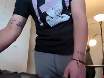 skinnydudehugecock webcam model stream image