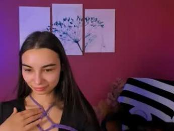 kira_light__ webcam model stream image