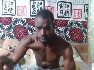 Tairon Tuck webcam model stream image