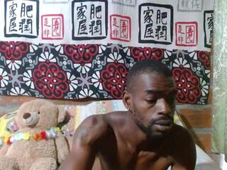 Tairon Tuck webcam model stream image