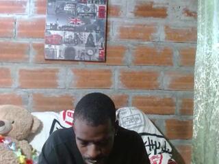 Tairon Tuck webcam model stream image