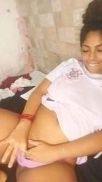 julialoyola_ webcam model stream image