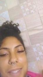 julialoyola_ webcam model stream image