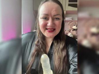 SweetyLiza webcam model stream image