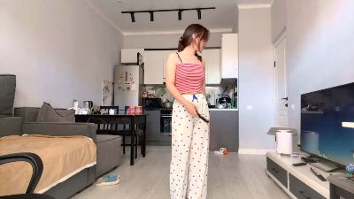 ElletteBeat webcam model stream image