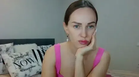 MonikaXXJoy webcam model stream image