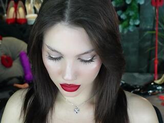 Darsy Pearly webcam model stream image