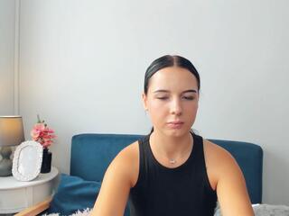 Talia Upton webcam model stream image
