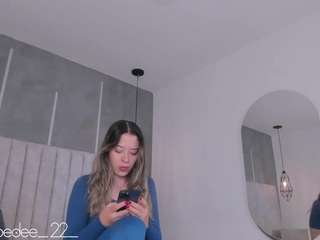 chloedee webcam model stream image
