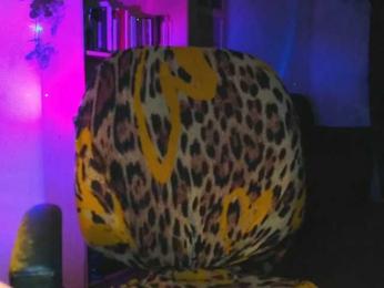 queensativa webcam model stream image