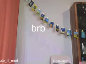 kiraturner webcam model stream image