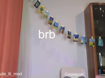 kiraturner webcam model stream image