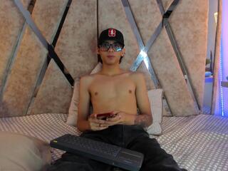 Christian Leone webcam model stream image