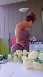 Lyajoliee webcam model stream image